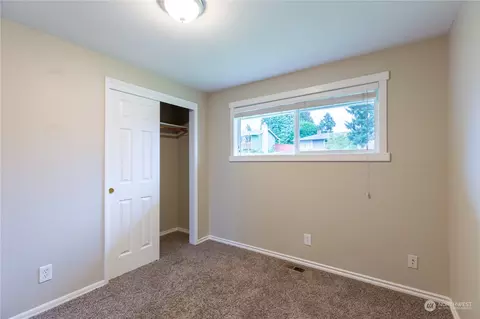 Bedroom - 2105 Bedal Ln, Everett, WA 98208 photo 2 of 7