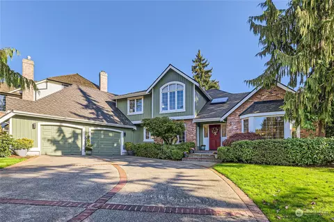 2718 142nd Pl NE, Bellevue, WA 98007