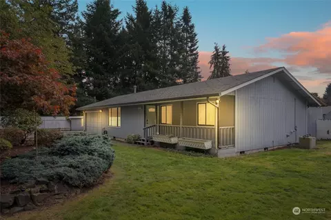 4012 Wiggins Rd SE, Olympia, WA 98501