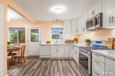 2414 Cedar St, Everett, WA 98201 photo 4