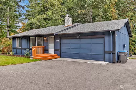 8068 Blue Oak Pkwy NE, Bremerton, WA 98311