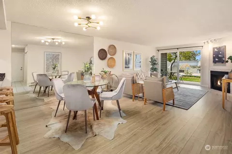 9398 Redmond-woodinville Rd NE #E129, Redmond, WA 98052