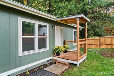 220 E Fir St, Shelton, WA 98584