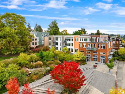 125 Ferncliff Ave NE #E245, Bainbridge Island, WA 98110