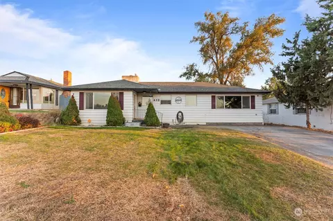 413 Knolls Vista Dr, Moses Lake, WA 98837