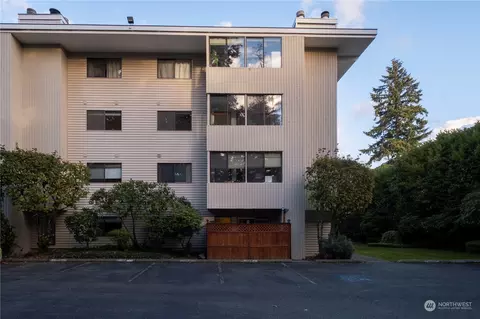 18606 52nd Ave W #234, Lynnwood, WA 98037
