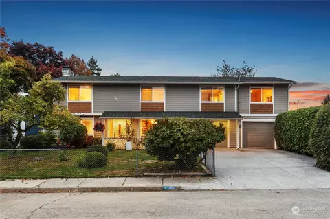 17015 129th Ave SE, Renton, WA 98058