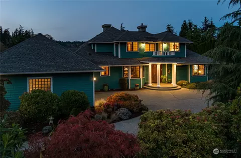 5818 Captain Vancouver Dr, Langley, WA 98260
