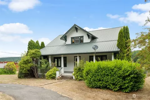 1868 Bunker Creek Rd, Chehalis, WA 98532