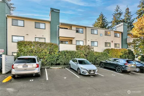 17624 1st Ave S #A301, Burien, WA 98148