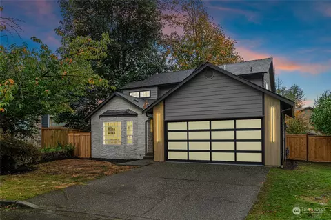 12107 NE 107th St, Kirkland, WA 98033