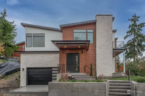 13009 SE Newport Way, Bellevue, WA 98006