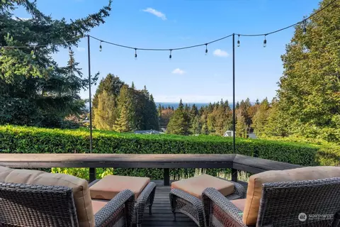 8432 Olympic View Dr, Edmonds, WA 98026 photo 28