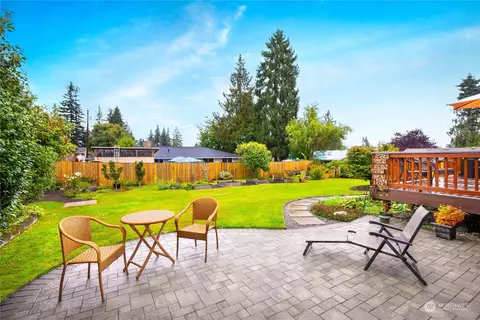Exterior - 2317 96th Pl SE, Everett, WA 98208 photo 4 of 7