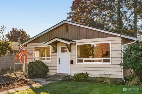 1418 Chinook Ave, Enumclaw, WA 98022