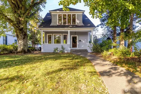 215 N Clinton St, Walla Walla, WA 99362