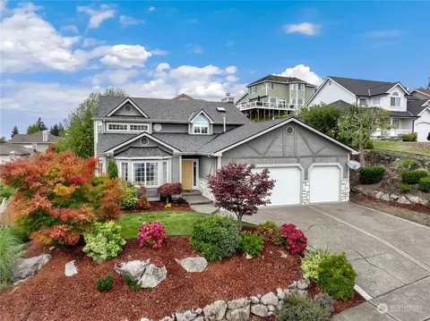 5244 Port View Pl NE, Tacoma, WA 98422