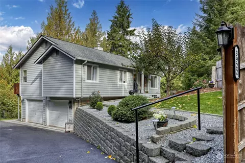 3922 Christine Ln NW, Bremerton, WA 98312