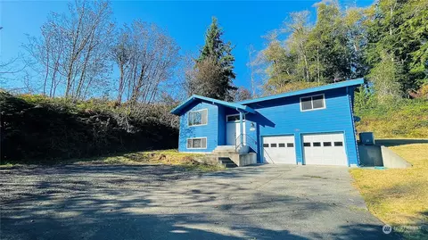 402 6th Ave, Aberdeen, WA 98520