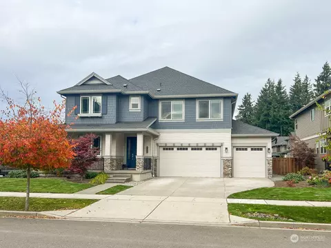 902 SE Symmons Pl, North Bend, WA 98045