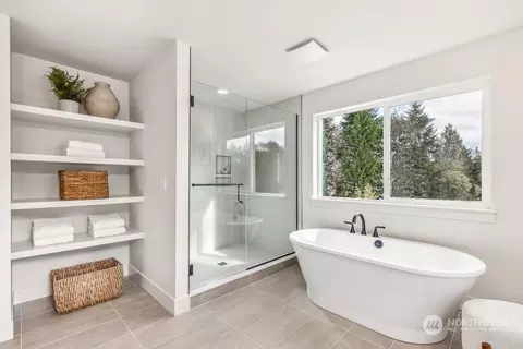 Bath - 23403 13th Ave SE, Bothell, WA 98021 photo 4 of 6