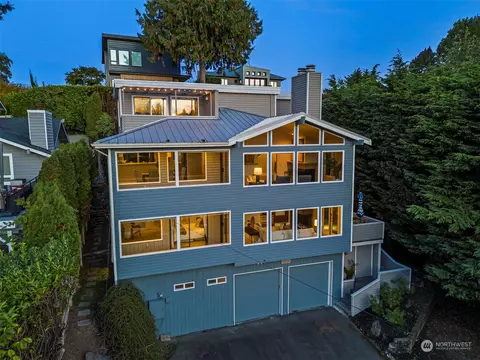 9220 25th Ave NW, Seattle, WA 98117
