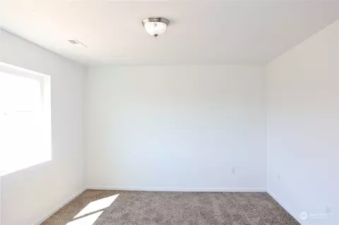 702 E Cascade St, Othello, WA 99344 photo 23