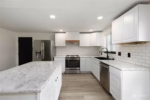 810 287th St E, Roy, WA 98580 photo 16
