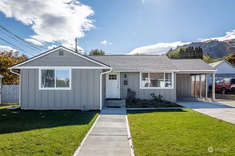 1229 Cherry St, Wenatchee, WA 98801