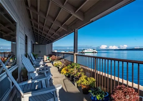 1707 Water St #9, Port Townsend, WA 98368