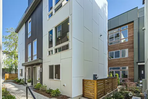 523 22nd Ave #B, Seattle, WA 98122