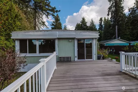 2019 Cloward Way NW, Bremerton, WA 98312