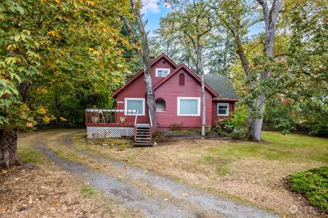 10404 Brook Ln SW, Lakewood, WA 98499
