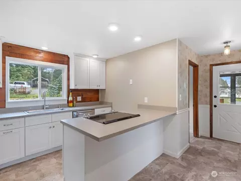 Kitchen - 1909 Summit Ave, Everett, WA 98201 photo 1 of 4