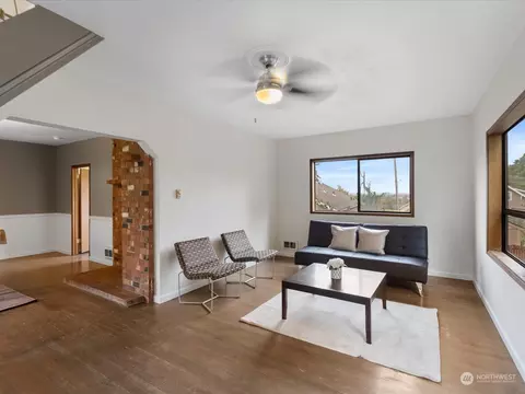 Living - 1909 Summit Ave, Everett, WA 98201 photo 3 of 3