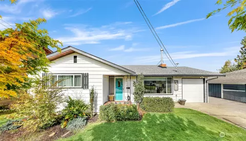 Exterior - 2211 Jade Ave, Everett, WA 98201 photo 10 of 10