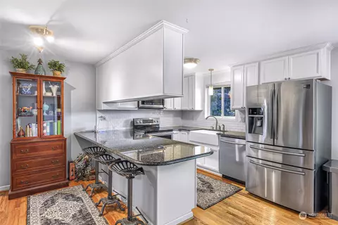Kitchen - 2211 Jade Ave, Everett, WA 98201 photo 1 of 2