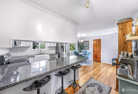 Kitchen - 2211 Jade Ave, Everett, WA 98201 photo 2 of 2