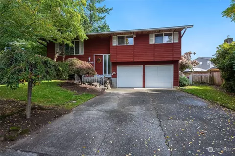 9409 62nd Dr NE, Marysville, WA 98270