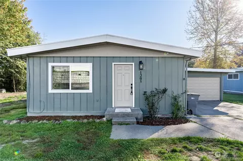 1205 Sherman Ave, Port Orchard, WA 98366