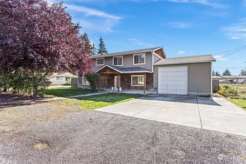 10012 126th St E, Puyallup, WA 98373