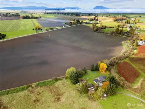 15778 Bow Cemetery Rd, Bow, WA 98232