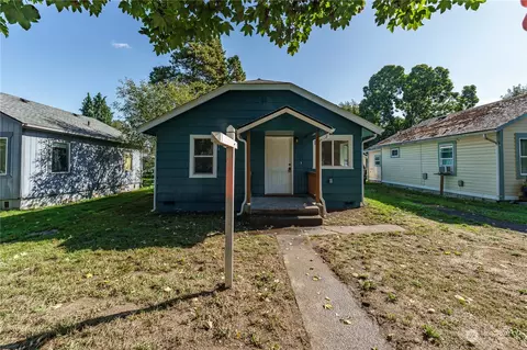256 20th Ave, Longview, WA 98632 photo 2