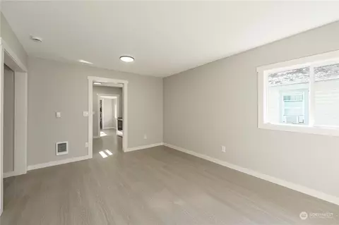 256 20th Ave, Longview, WA 98632 photo 5