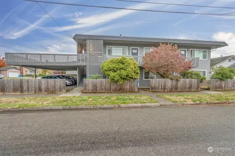 504 N 7th Ave, Kelso, WA 98626