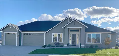 1596 S Kelvin Ct, East Wenatchee, WA 98802