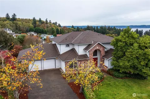 5724 Ridge Dr NE, Tacoma, WA 98422