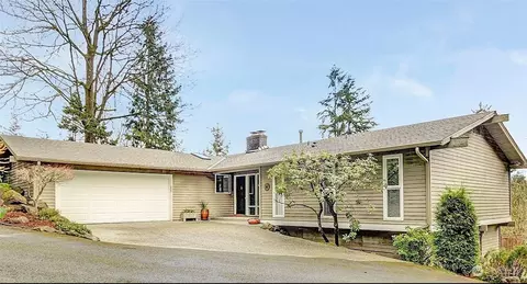 4549 145th Ave SE, Bellevue, WA 98006