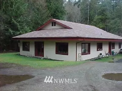 1390 E Thomas Rd, Grapeview, WA 98546 photo 1