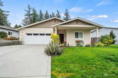 8848 Selbo Peak Pl NW, Bremerton, WA 98311